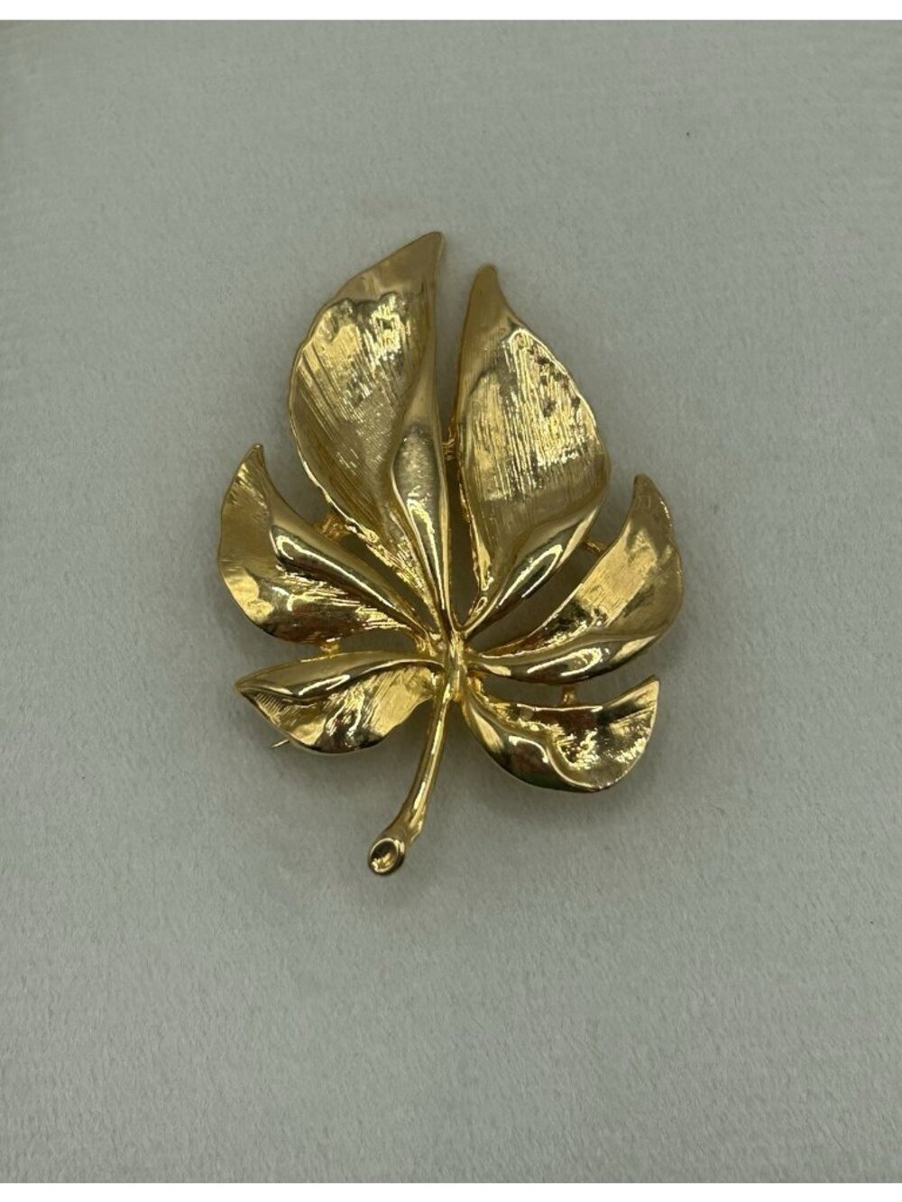Leaf Brooch Gold Tone MCM Vintage Pin Chunky Mid Century Modern Pin Fun Palm